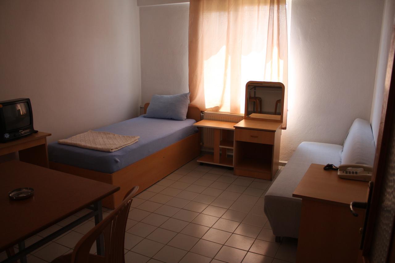 Orcin Apart Hotel Lapseki Екстериор снимка